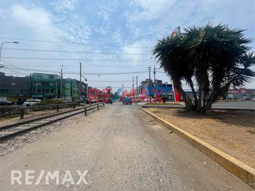 SE VENDE LOCAL DE 500M2 CERCA A LA AV. NICOLAS DUEÑAS Y ENRIQUE MEIIGS