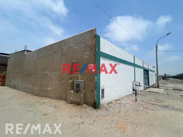 SE VENDE LOCAL DE 500M2 CERCA A LA AV. NICOLAS DUEÑAS Y ENRIQUE MEIIGS