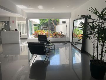 Vendo Exclusivo Dúplex De 246,43 M2 EN MIRAFLORES