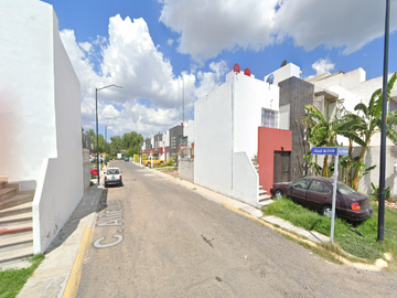 VENTA DE CASA EN QUERETARO , ALICUDI  , RINCONADA MEDITARRANEO