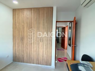 Casa Esquinera en Venta – 2 Plantas, 3 Habitaciones, Conjunto Cerrado en Montería