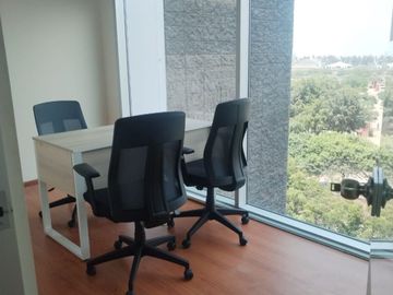 VENTA OFICINA EDIFICIO QUBO AV. MANUEL OLGUIN SURCO
