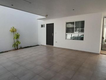 CASA EN VENTA EN CARRETERA NACIONAL, MONTERREY N.L