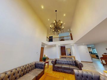RR_1296. Casa en Venta en Club de Golf La Loma con Piso Radiante en toda la casa. (Climatiza el piso).