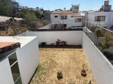 CASA EN VENTA EN TEJEDA QUERÉTARO DE  DOS PLANTAS