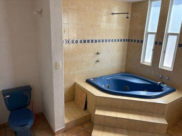 CASA EN VENTA EN TEJEDA QUERÉTARO DE  DOS PLANTAS