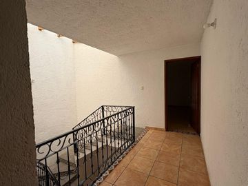 CASA EN VENTA EN TEJEDA QUERÉTARO DE  DOS PLANTAS