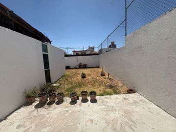 CASA EN VENTA EN TEJEDA QUERÉTARO DE  DOS PLANTAS