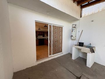 CASA EN VENTA EN TEJEDA QUERÉTARO DE  DOS PLANTAS