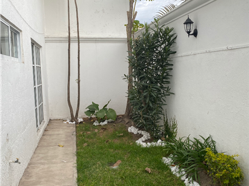 Casa en venta en Residencial Zavaleta, Zavaleta, Antiguo Camino Real a Cholula
