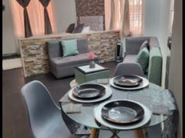 VENTA SUITE AMOBLADA REMODELADA AIRBNB PARQUEADERO Y BODEGA
