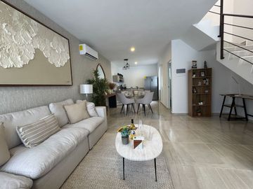 Invierte en Ciudad Mayakoba: casa en privada con acceso controlado