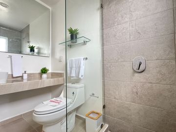 Invierte en Ciudad Mayakoba: casa en privada con acceso controlado
