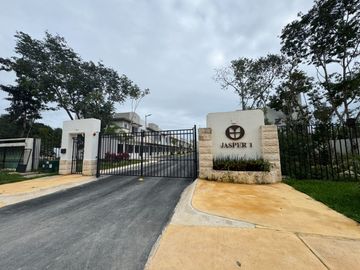 Invierte en Ciudad Mayakoba: casa en privada con acceso controlado
