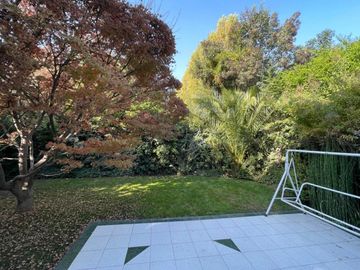 Se vende casa en Condominio a. Fernando Castillo Velasco, La Reina