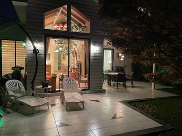 Se vende casa en Condominio a. Fernando Castillo Velasco, La Reina