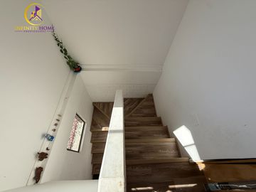Hermosa Casa Alto el Manzano Til- Til.
