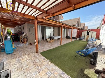 Hermosa Casa Alto el Manzano Til- Til.