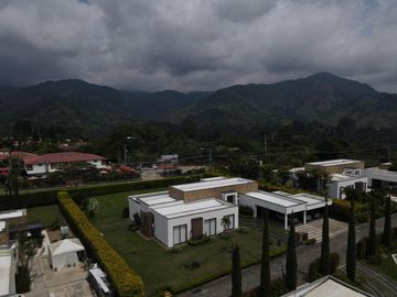 Casa campestre en venta sector Avenida Centenario