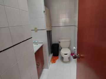Amplia Casa en Venta con Jardín. Lomas Verdes 3a Sección