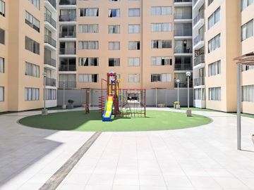 Venta De Departamento En Surco ,Con Cochera, Depósito