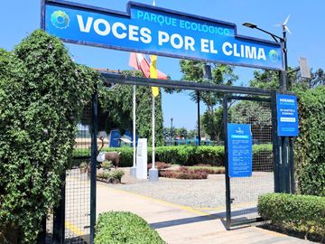 Venta De Departamento En Surco ,Con Cochera, Depósito