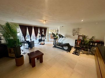 LAS CAÑADAS CASA EN VENTA CON HERMOSA VISTA A 3 MIN DEL COLEGIO