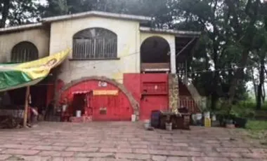 Santa María Ahuacatitlán Morelos Terreno Con Barda Perimetral A Bordo De Carretera