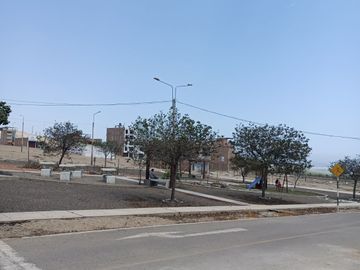 ¡Terreno en Venta en Condominio El Sol de Trujillo- Salaverry. 125m2 Frente a Parque!