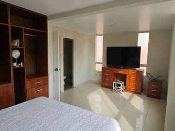 En Venta Casa En Esquina Dentro De Condominio Privado En Campiña De Moche (aipanaque)
