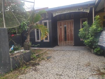 Rumah Pinggir Jalan Raya Nasional III Labuan Pandeglang