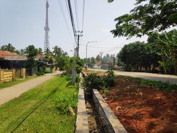 Rumah Pinggir Jalan Raya Nasional III Labuan Pandeglang