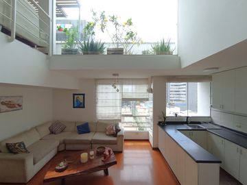 ¡Vive En El Corazón De Miraflores! Dpto. Dúplex Con Terraza Exclusiva En Venta!