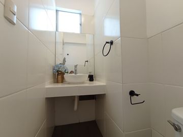 ¡Vive En El Corazón De Miraflores! Dpto. Dúplex Con Terraza Exclusiva En Venta!
