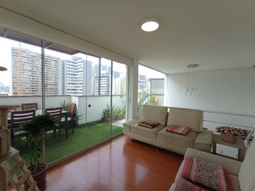 ¡Vive En El Corazón De Miraflores! Dpto. Dúplex Con Terraza Exclusiva En Venta!