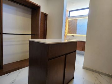Casa nueva en venta en Parques Vallarta dentro de coto