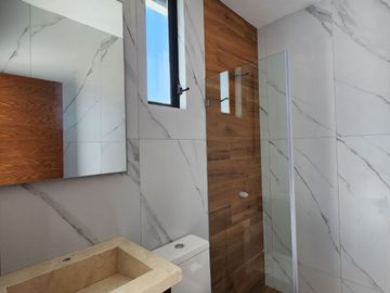 Casa nueva en venta en Parques Vallarta dentro de coto