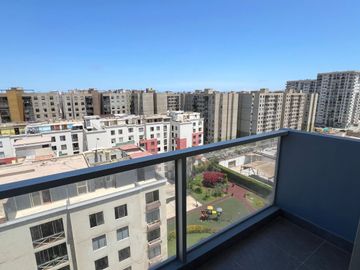 Depa con áreas comunes a espaldas de Open Plaza