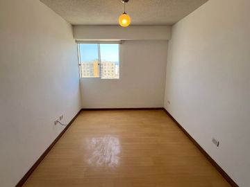 Depa con áreas comunes a espaldas de Open Plaza
