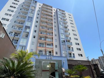 Depa con áreas comunes a espaldas de Open Plaza