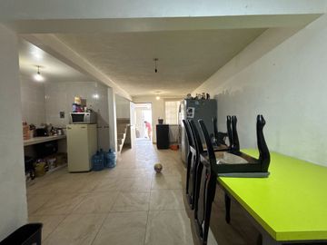 Venta de Casa en Col. Aurora, Céntrica