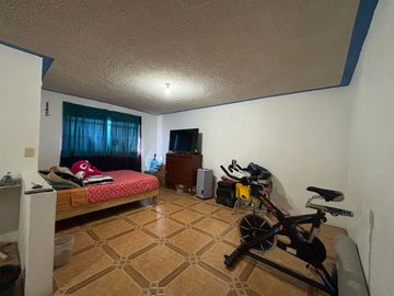 Venta de Casa en Col. Aurora, Céntrica