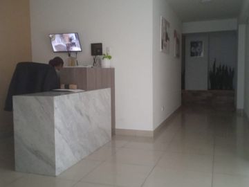 VENDO LINDO DPTO DE ESTRENO EN PRIMER PISO CON DOS PATIOS EN MAGDALENA