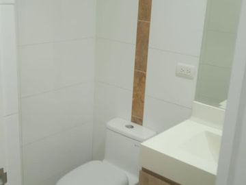 VENDO LINDO DPTO DE ESTRENO EN PRIMER PISO CON DOS PATIOS EN MAGDALENA