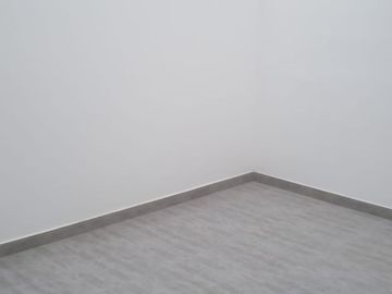 VENDO LINDO DPTO DE ESTRENO EN PRIMER PISO CON DOS PATIOS EN MAGDALENA