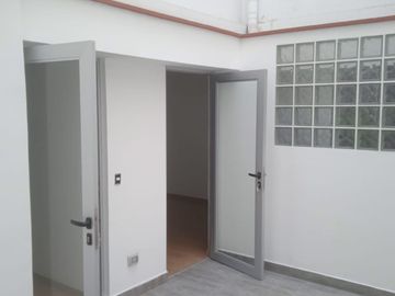 VENDO LINDO DPTO DE ESTRENO EN PRIMER PISO CON DOS PATIOS EN MAGDALENA