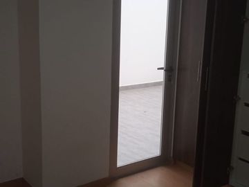 VENDO LINDO DPTO DE ESTRENO EN PRIMER PISO CON DOS PATIOS EN MAGDALENA