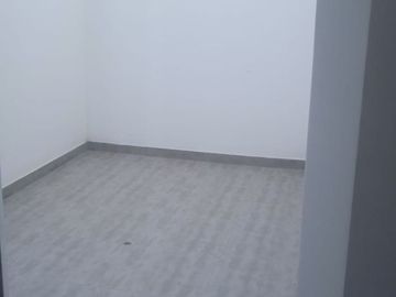 VENDO LINDO DPTO DE ESTRENO EN PRIMER PISO CON DOS PATIOS EN MAGDALENA
