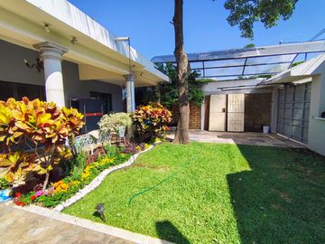 CASA DE UNA SOLA PLANTA EN GUACAMAYAS FRACCIONAMIENTO JUNTO AL RIO