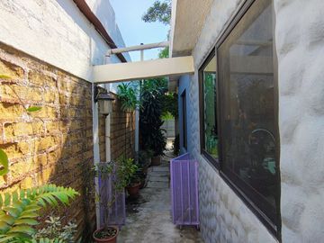 CASA DE UNA SOLA PLANTA EN GUACAMAYAS FRACCIONAMIENTO JUNTO AL RIO